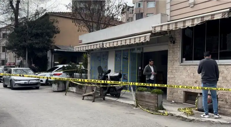 İstanbul’da Oto Tamircisi İş Yerinde Gizemli Ölüm: Detaylar Ortaya Çıkıyor!