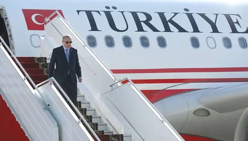 Cumhurbaşkanı Erdoğan İtalya Ziyaretinden Dönüş Yaptı: Gündem Neler Oldu?