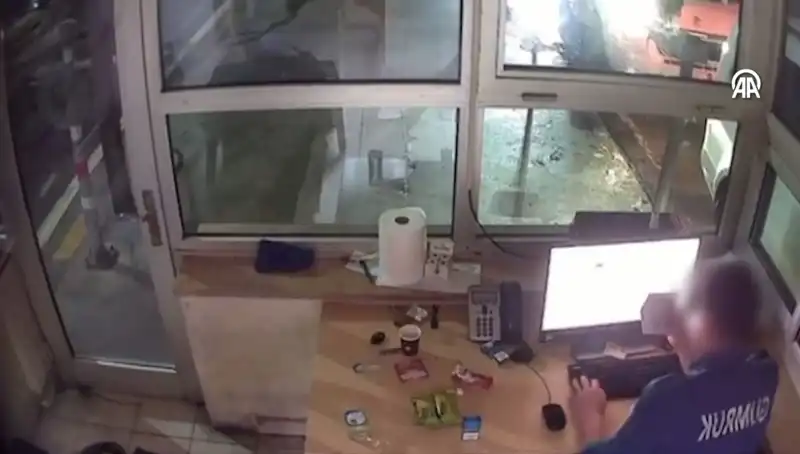 Kapıkule Gümrük Kapısı’nda Rüşvet Skandalı: 23 Memur Tutuklandı