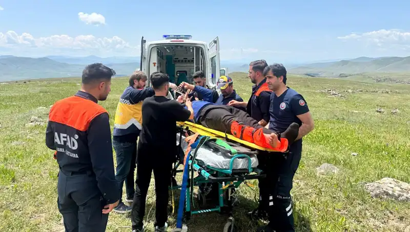 Kayalıkta Düşen Çobanın Kurtarılması İçin Geniş Kapsamlı Operasyon Başlatıldı