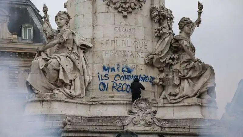 Paris Belediyesi Grafiticilere Karşı Yeni Önlemler Alıyor: Şehirdeki Sanat Savaşları